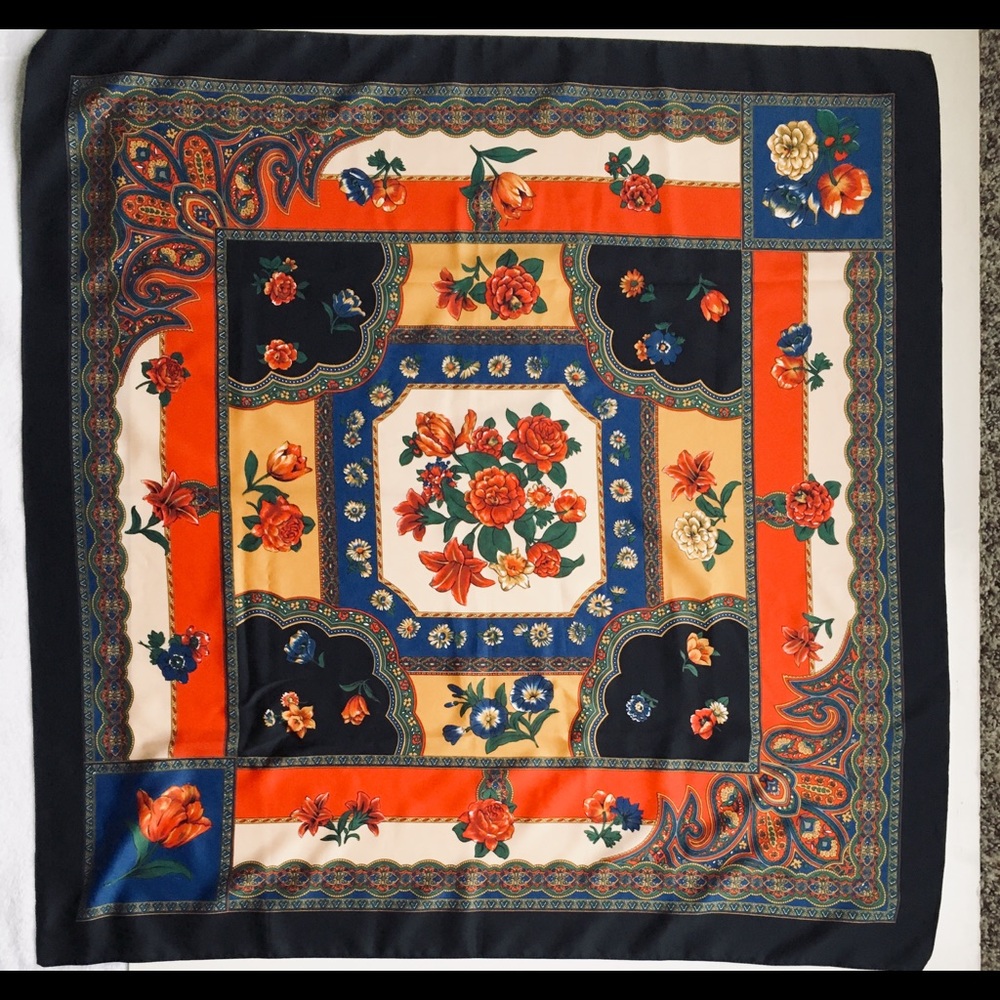 Berkshire Square Poly Scarf